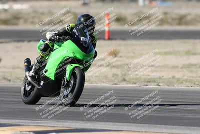 media/Jan-15-2026-Racers Edge (Thu) [[dfebeb70ab]]/3-B Group/Session 2 (Turn 11)/